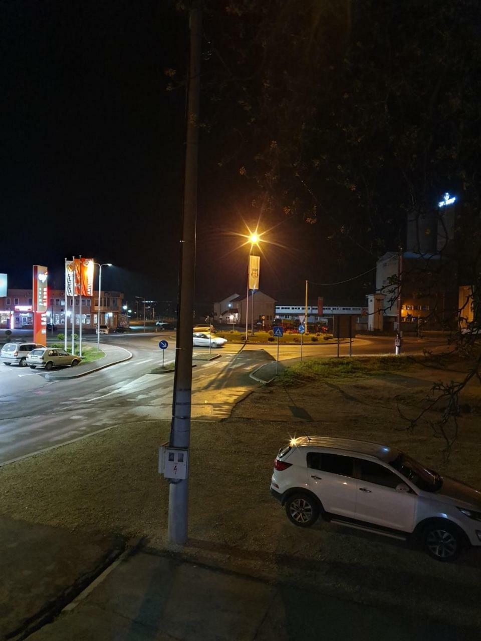 Bosanski Samac Apartman Markovic מראה חיצוני תמונה